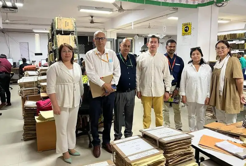 قازاقستاندىق عالىمدار ءۇندىستان ارحيۆتەرىندە جۇمىس جۇرگىزەدى