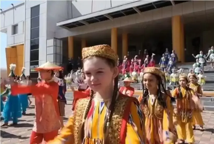 استانادا 2,5 مىڭ بالا ەتنوفلەشموبقا قاتىستى