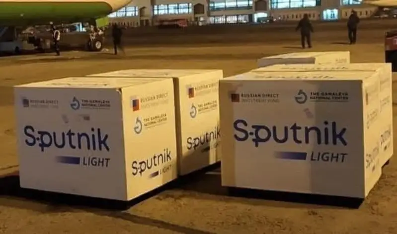 Ўзбекистонга «Sputnik Light» вакцинасининг навбатдаги партияси олиб келинди