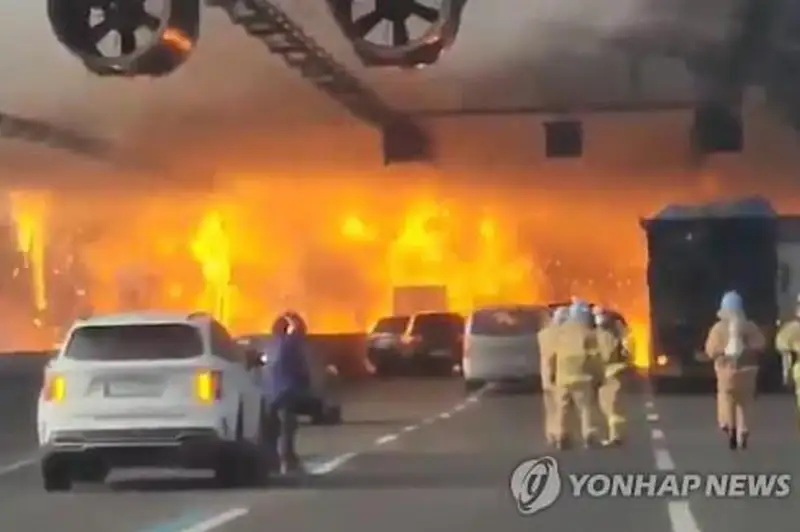 Жанубий Кореяда туннелдаги ёнғин оқибатида олти киши ҳалок бўлди