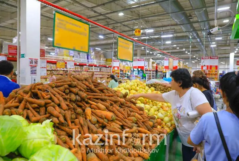 Алматида озиқ-овқат инфляцияси 2 баробар пасайди