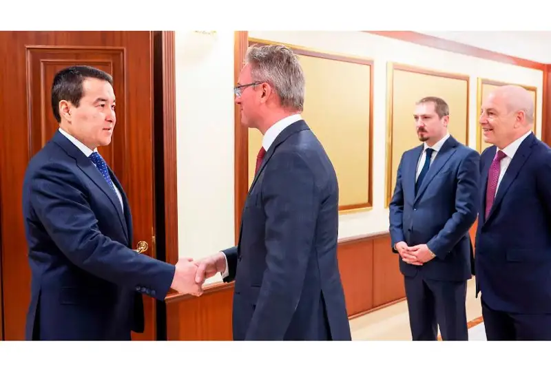 Halyqaralyq naryqtarǵa shyǵýǵa kómektesýge daıynbyz - Djeremı Veır