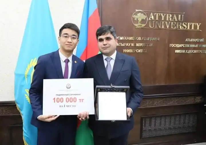 Атирауда 5 нафар талаба Ҳайдар Алиев номидаги стипендия олди