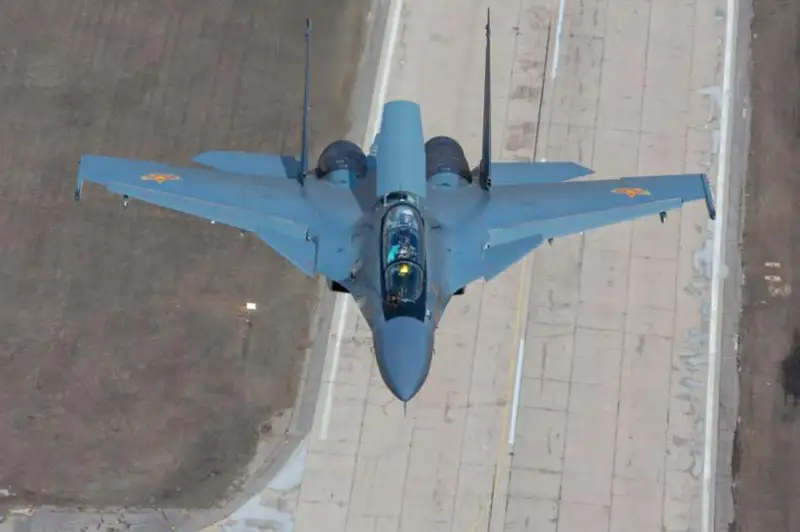 Қозоғистон Ҳаво ҳужумидан мудофаа кучлари ташкил топганининг 24 йиллигини нишонламоқда