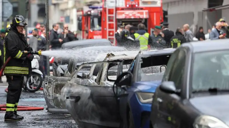 意大利米兰市发生车辆爆炸 造成4人受伤
