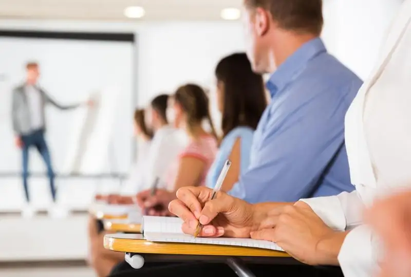 Қозоғистонда 1200 нафар ўқитувчи халқаро лойиҳа доирасида ўз малакасини оширади