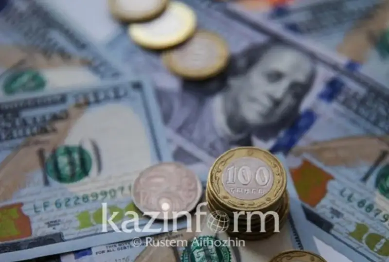 Қозоғистонда доллар яна 9 тенгега арзонлашди