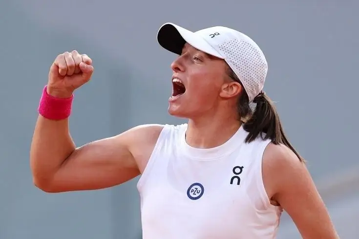Ига Швентек учинчи марта Ролан Гаррос турнири чемпионига айланди