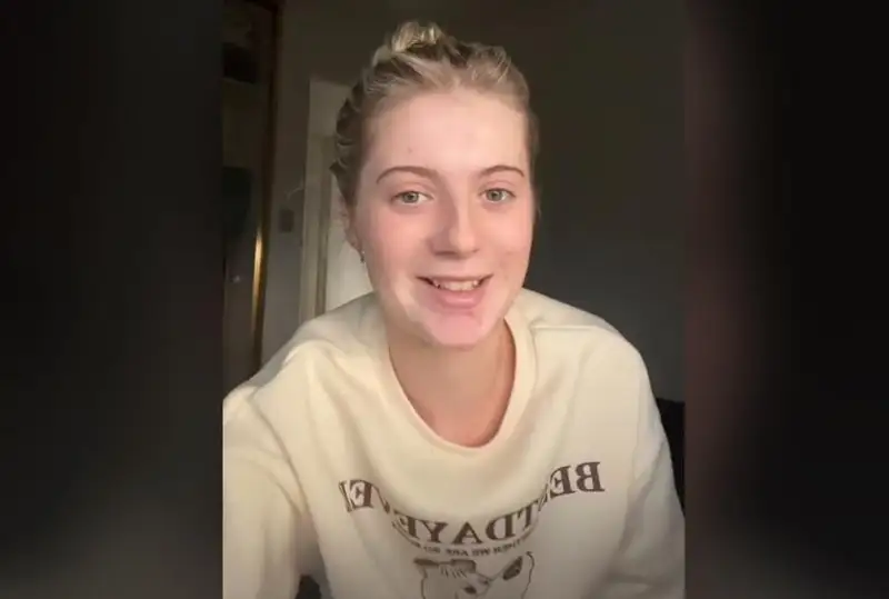 Австралияда сэндвич саёҳатчига 1840 долларга тушди