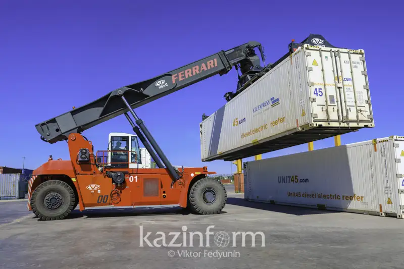 Товарооборот Казахстана с Китаем подскочил более чем в полтора раза за год