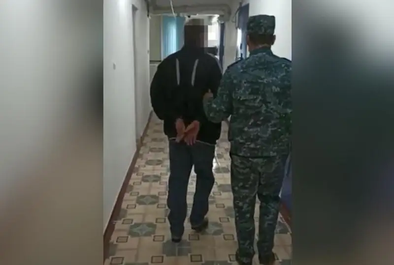 Полицейские задержали подозреваемого в изнасиловании 12-летней девочки