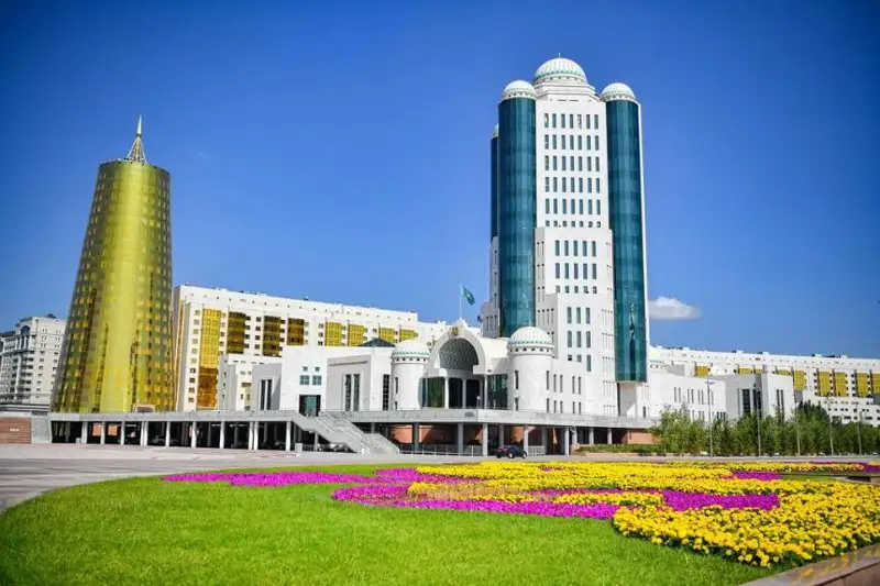参议院召开主席团会议讨论全体会议议程