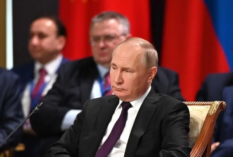 Ауғанстанның қазіргі билігімен жұмыс істеу керек - Владимир Путин