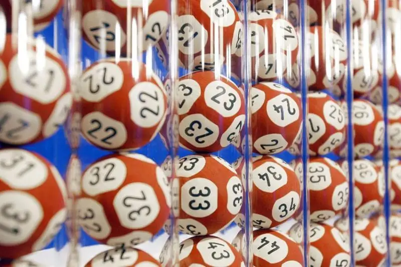 Колумбиялик лотереяда 14,7 млн доллар ютиб олди