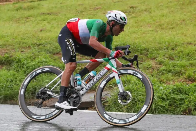 Астаналик велопойгачи Кастилия ва Леон Вуэльтасининг биринчи босқичида кучли бешликка кирди