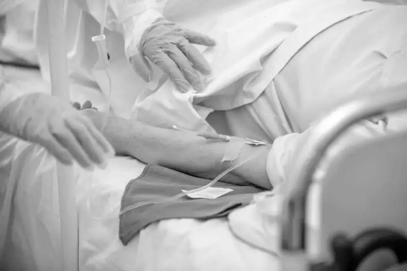 Эронда бир кунда 268 киши коронавирусдан вафот этди