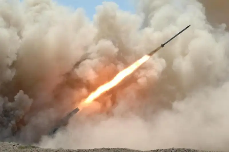 10月4日是哈萨克斯坦武装力量火箭炮和炮兵部队成立日