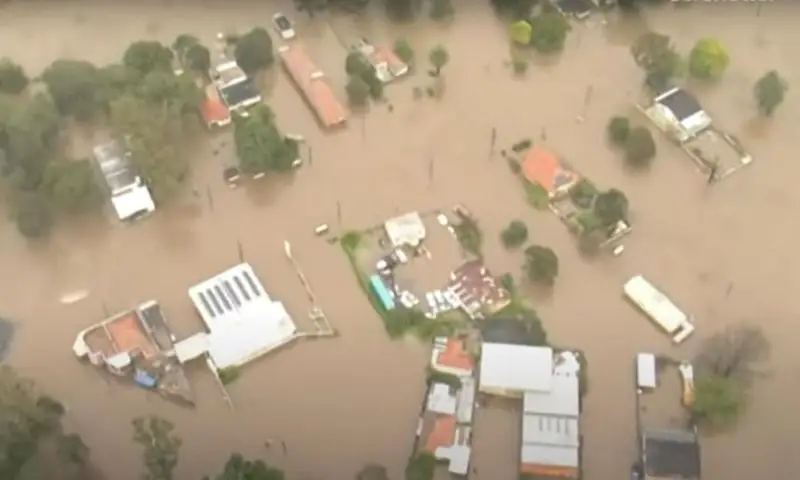 Австралиядаги тошқинлар туфайли минглаб одамлар эвакуация қилинди