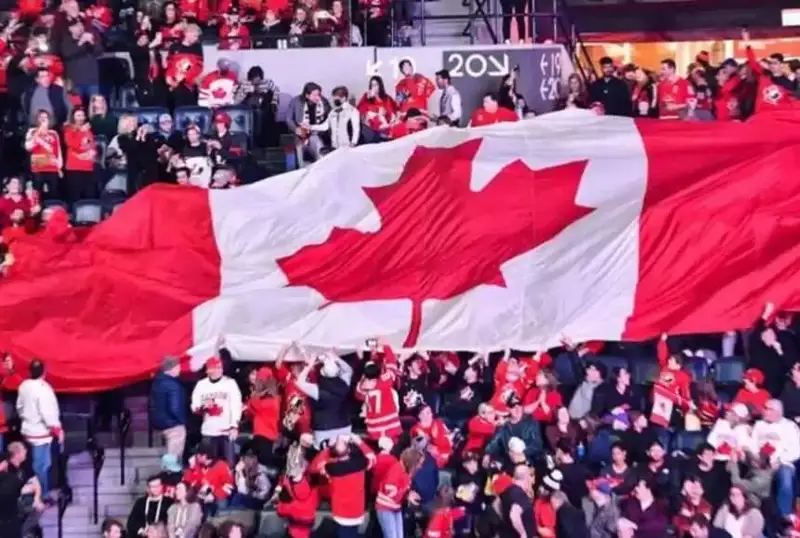 Канадада 60 йил ичида биринчи марта аҳоли сонининг рекорд даражада ўсиши қайд этилди