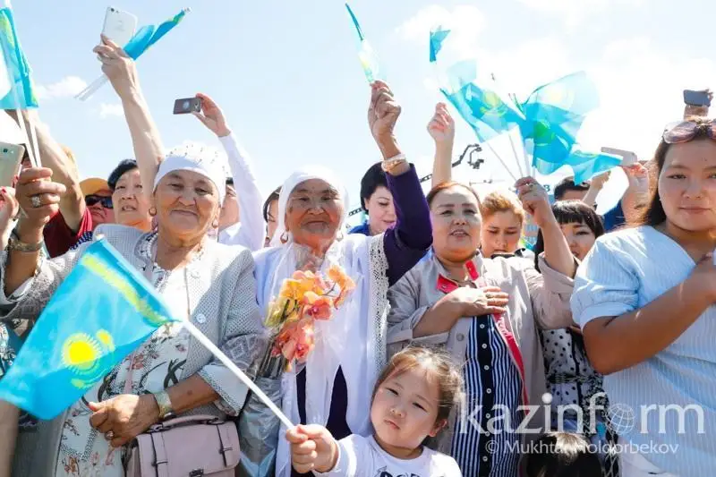 世界幸福报告：哈萨克斯坦位居第36位