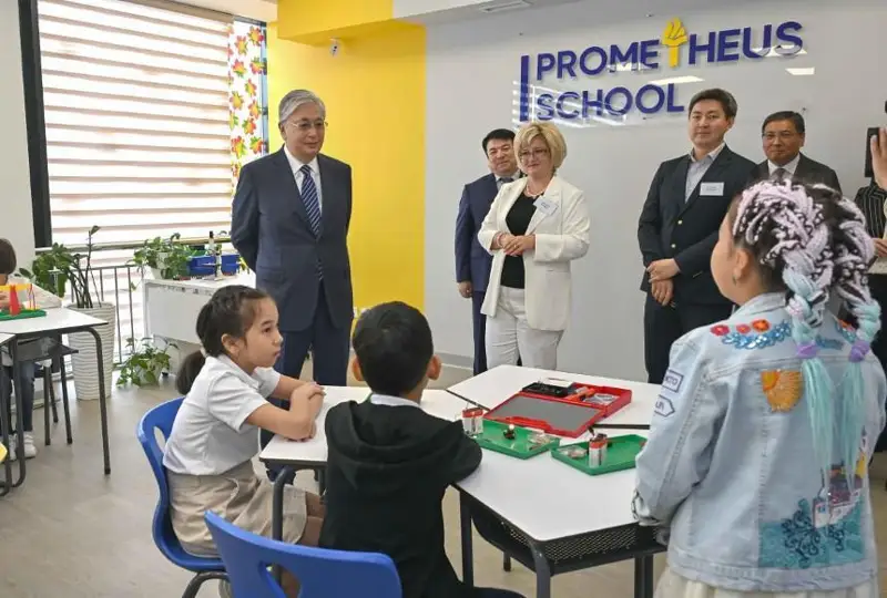 ҚР Президенти Prometheus school мактабини бориб кўрди