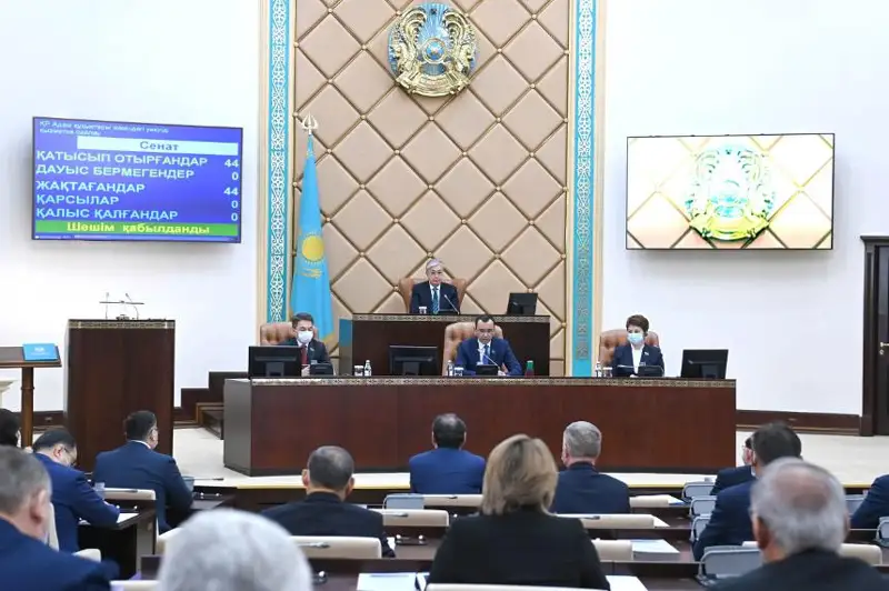 Мемлекет басшысы Парламент Сенатының отырысына қатысты