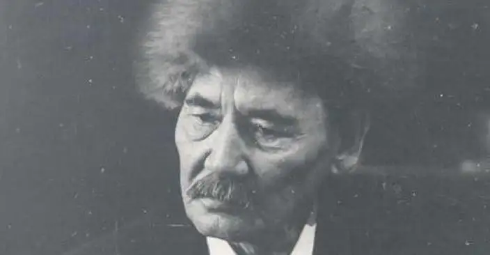 باۋىرجان مومىش ۇلى. قارتتىق تۋرالى تولعانىس