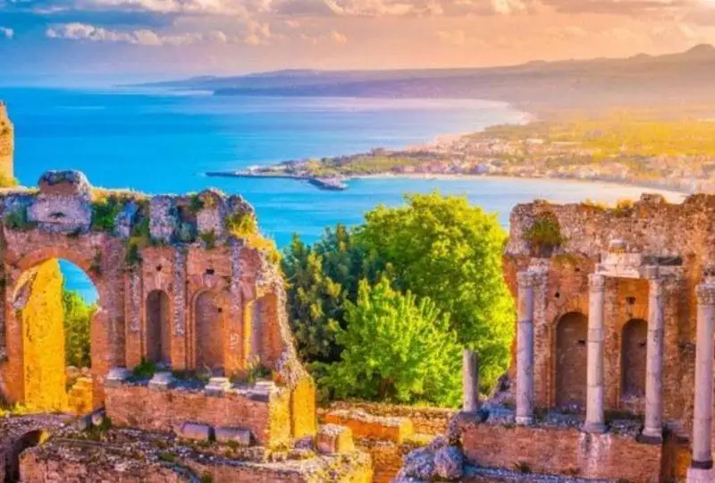 Сицилияда аномал иссиқ бўлмоқда, электр ва сув йўқ