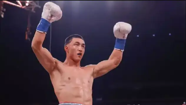 كانەلومەن جاتتىعاتىن قازاق بوكسشى ساتقىندىق تۋرالى سۇراققا جاۋاپ بەردى