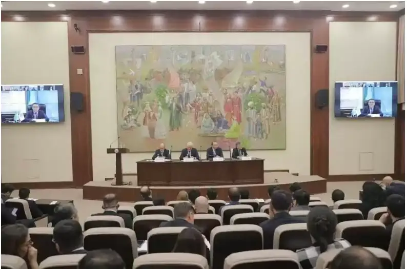 قازاقستان مەن وزبەكستان ساراپشىلارى ىنتىماقتاستىقتى ارتتىرۋ جوسپارىن تالقىلادى