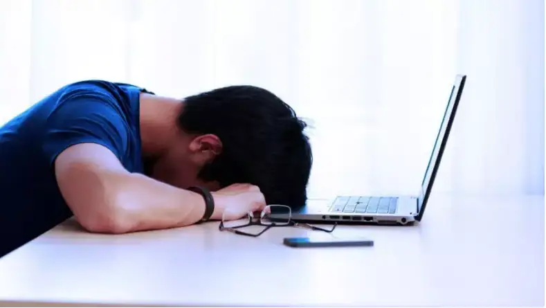 تەمىر تاپشىلىعى سىرت كەلبەتكە قالاي اسەر ەتەدى؟