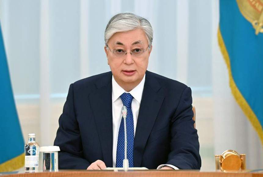 KAZAKH PRESIDENT STEPS DOWN AS AMANAT PARTY CHAIRMAN