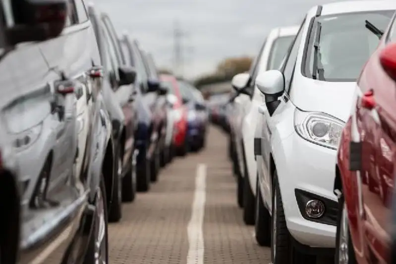 Рынок подержанных авто в Китае терпит обвал из-за COVID-19