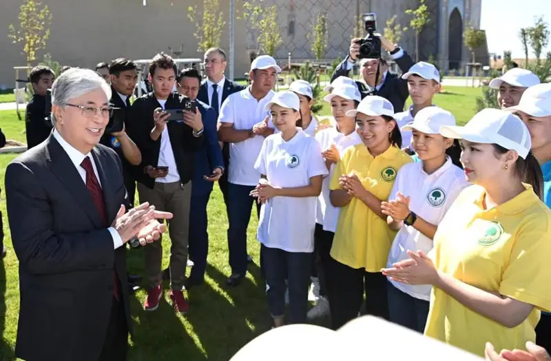 Глава государства принял участие в акции экоактивистов