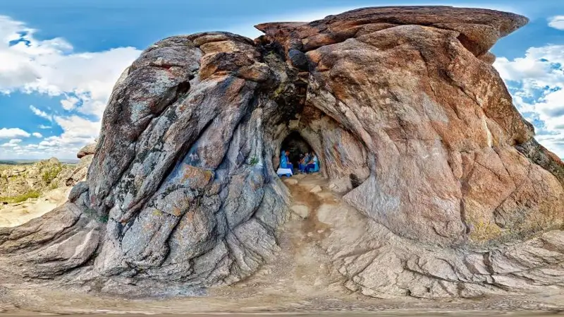 اۋليەتاس، اۋليەبۇلاق جانە جەتى اۋليە