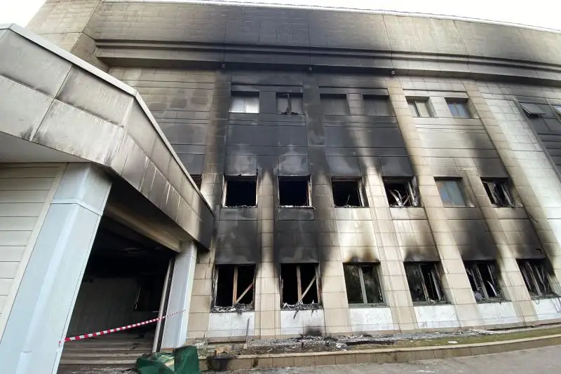 ماماندار الماتىداعى پرەزيدەنت رەزيدەنسياسى نەلىكتەن سۇرىلەتىنىن ءتۇسىندىردى - فوتو