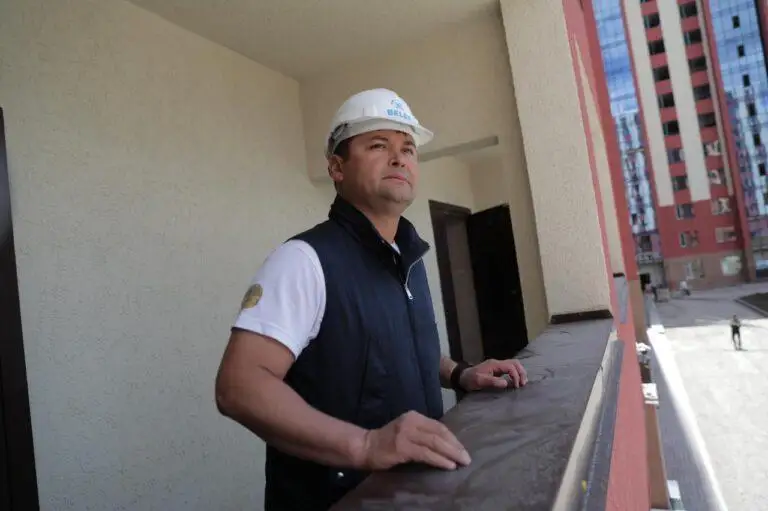 ماحات تورەالى، قۇرىلىس كومپانياسىنىڭ ديرەكتورى: سالعان ۇيلەرىمىزدىڭ بارىنە قازاقي اتاۋ بەردىم