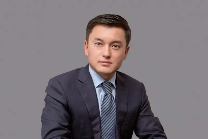 «Qazaeronavıgatsııa» bas dırektory Azat Bekturov qyzmetinen bosatyldy