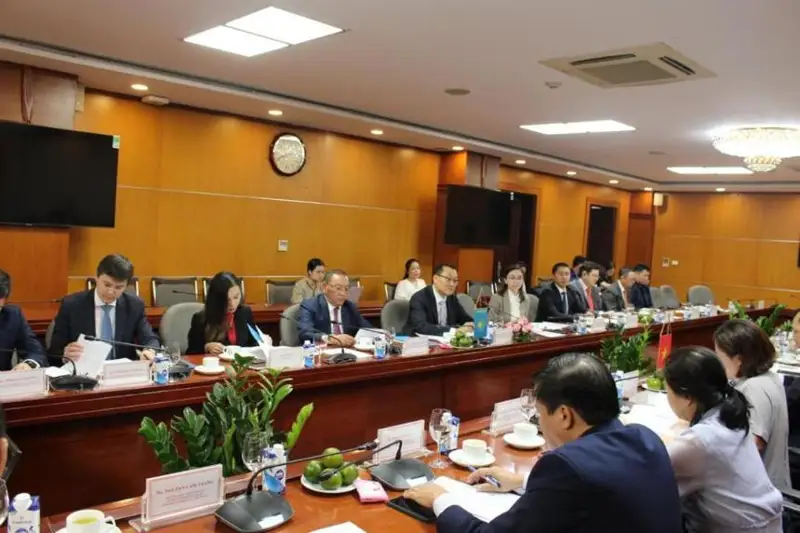 哈萨克斯坦-越南政府间经济和科技合作委员会第10次会议日前召开