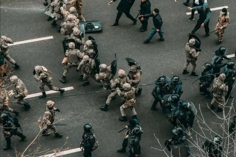 Бандиты находились под наркотиками и не чувствовали боли – Президент о событиях в Алматы