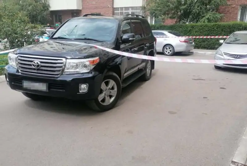 Водитель задавил ребенка при парковке в Нур-Султане