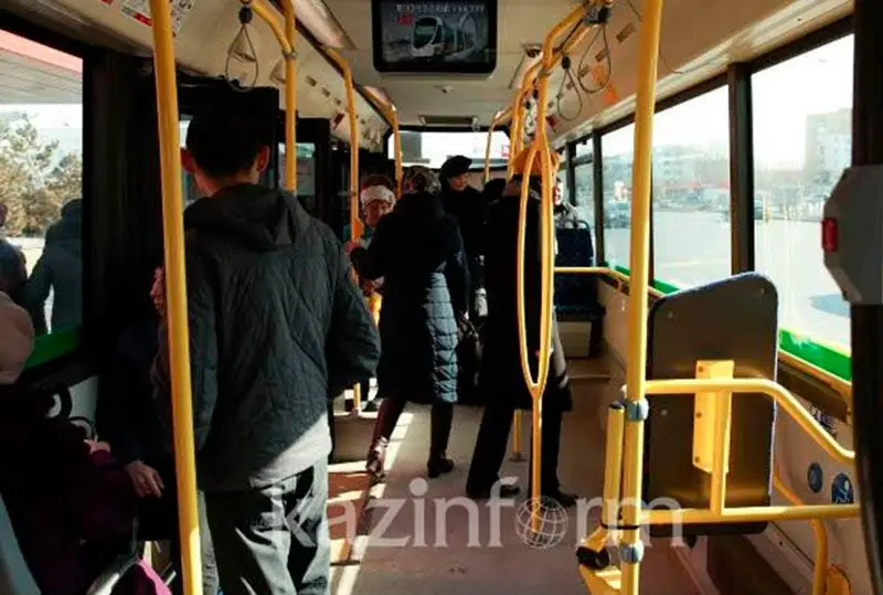 Автопарки Караганды расторгли трудовые договоры со 150 кондукторами