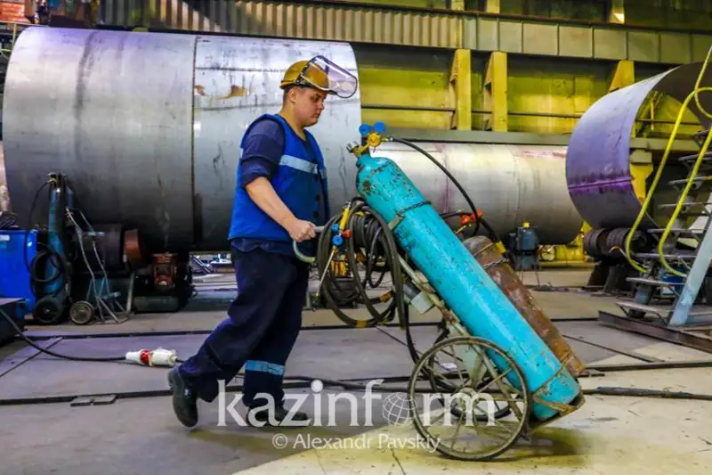哈萨克斯坦当前有1.4万余名外籍劳工