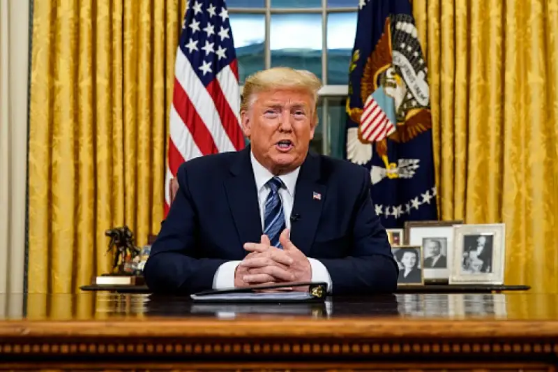 Доналд Трамп Европадан келганларнинг АҚШга киришини тақиқлади