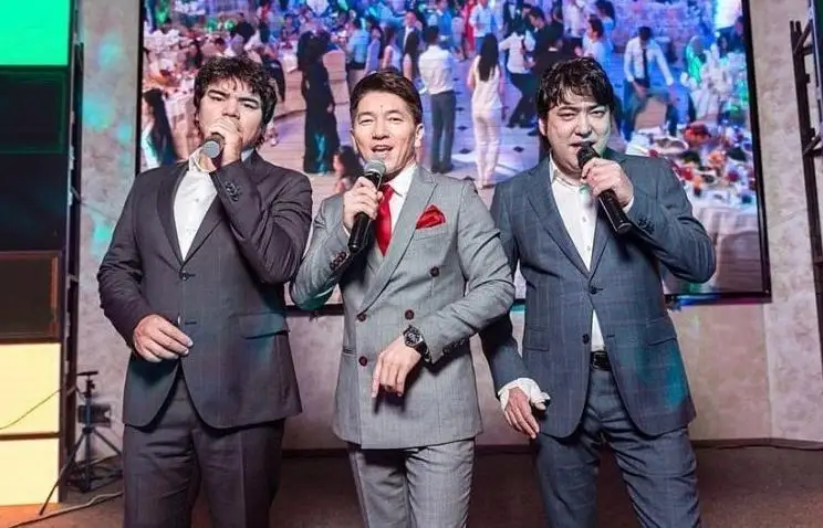 哈萨克斯坦知名音乐团队MuzART组合成立20周年