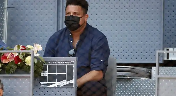 ايگىلى فۋتبولشى كوروناۆيرۋس جۇقتىردى