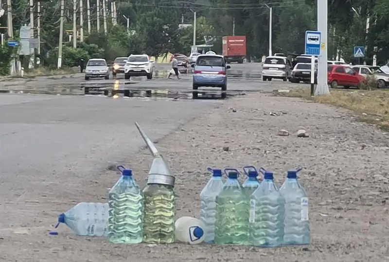 Qazaqstan benzıni Qyrǵyzstanǵa kontrabandalyq jolmen tasymaldanyp jatyr