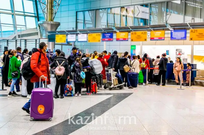 Atyraýda zańsyz júrgen 30 sheteldik elden shyǵaryldy