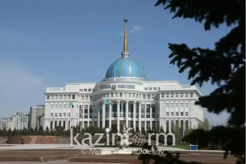 شەت مەملەكەتتەر پرەزيدەنتتەرى توقايەۆتى سايلاۋداعى جەڭىسىمەن قۇتتىقتاپ جاتىر