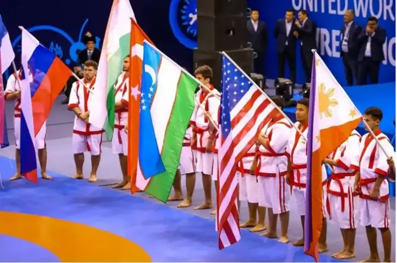 استانادا قازاق كۇرەسىنەن الەم چەمپيوناتى باستالدى